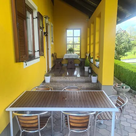 Lueckl Apartment